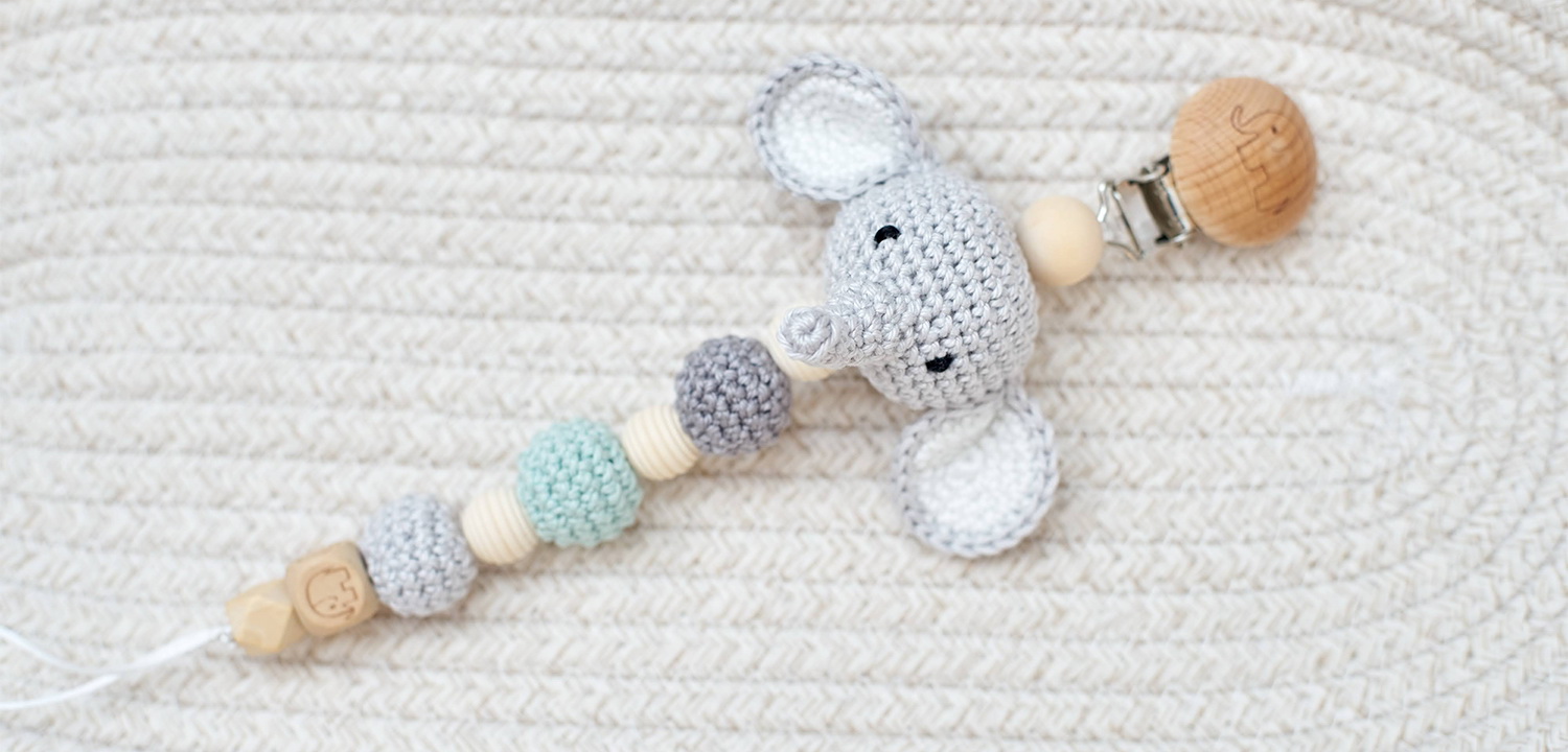 Horgolt elefántos cumilánc